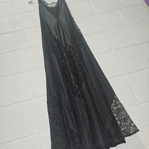 Vintage Petra Fashions Size Small Nightgown - Picture 4 of 7